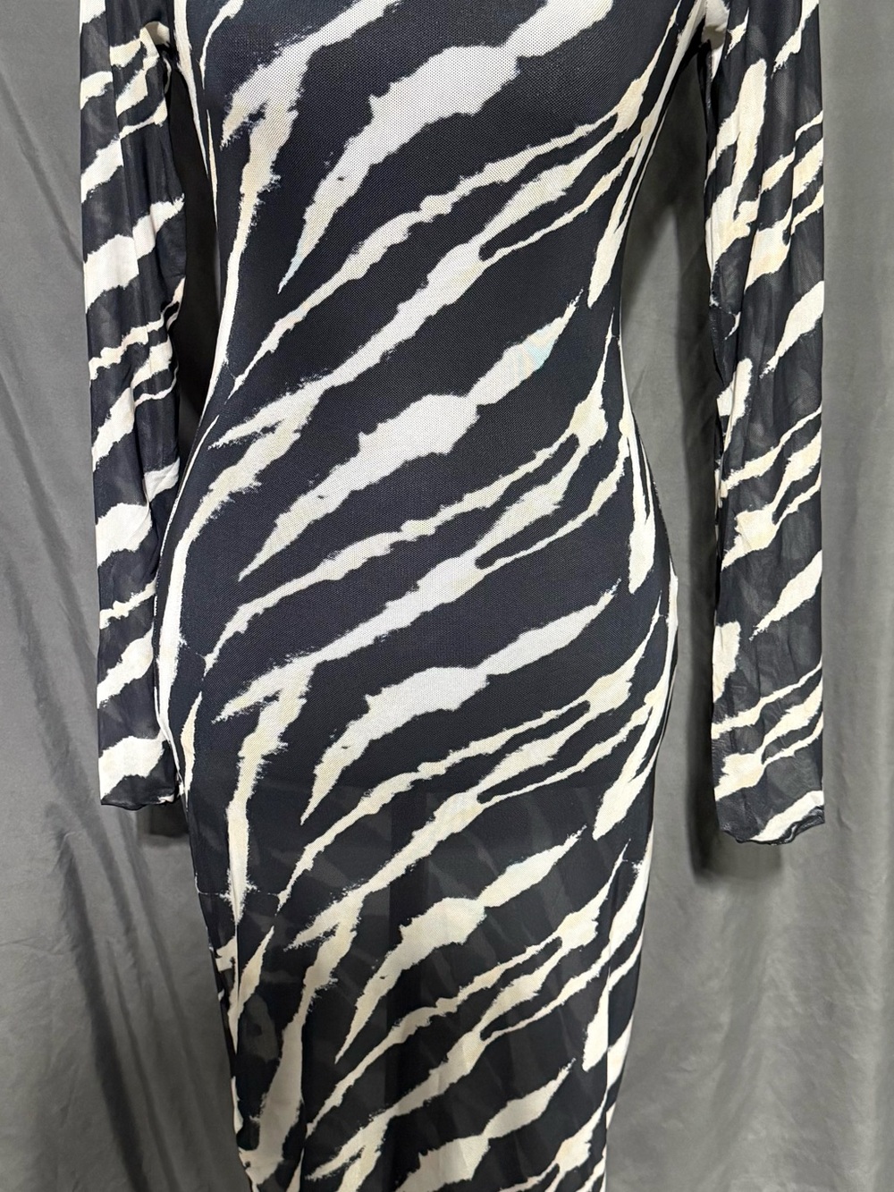 Black & White Zebra Print Long Sleeve Dress
